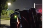 华宇娱乐：突发！福建泉州一油罐车起火爆炸